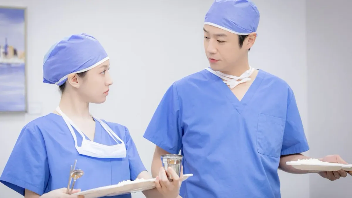 Chemistry Go Youn Jung dan Jung Jun Won Bikin Gemas, Nonton Sub Indo Resident Playbook Malam Ini